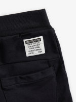 Jungen Stoff-Shorts in schwarz