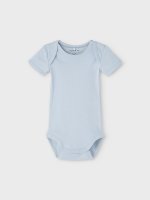 short-sleeved baby bodysuits in a pack of 3